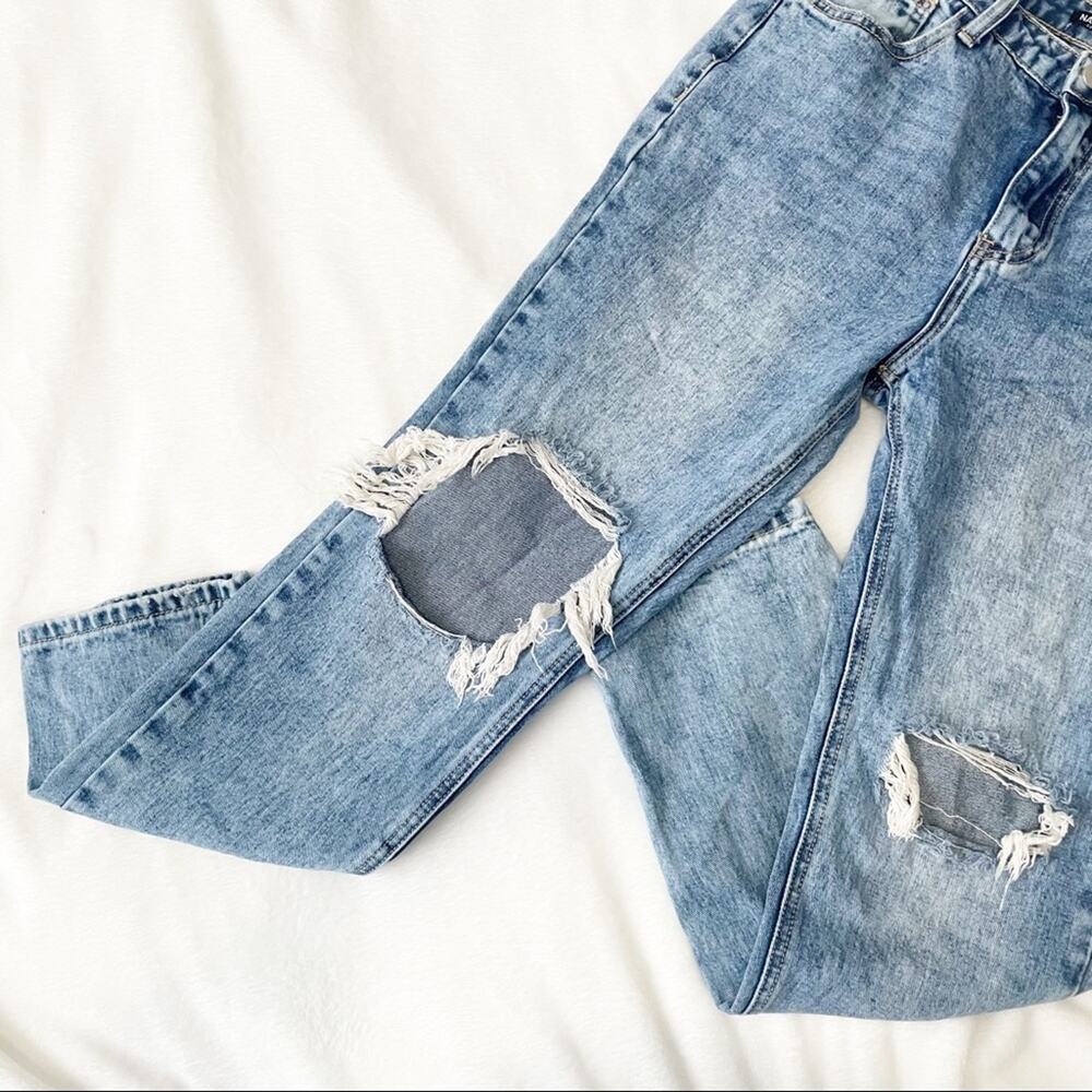Nasty Gal redial ripped straight leg jeans high rise size 8 recycled crop denim - Picture 3 of 9